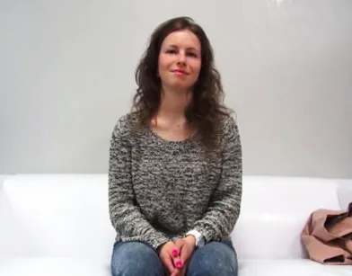 Не удачный кастинг чужой жены стесняющейся мужских членов