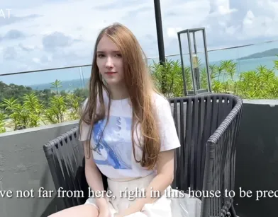 Русский парень уговорил милашку на быстрый секс