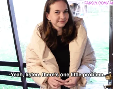 Лучшая подруга бывшей девушки избавляет парня от одиночества