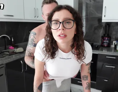 Репетиторша по английскому не против секса